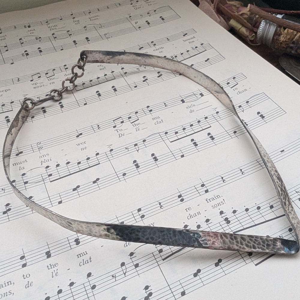Vintage Silvertone Women's Necklace - Picture 4 of 8